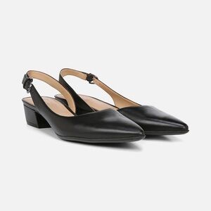 NATURALIZER BANKS POINTED TOE FLAT